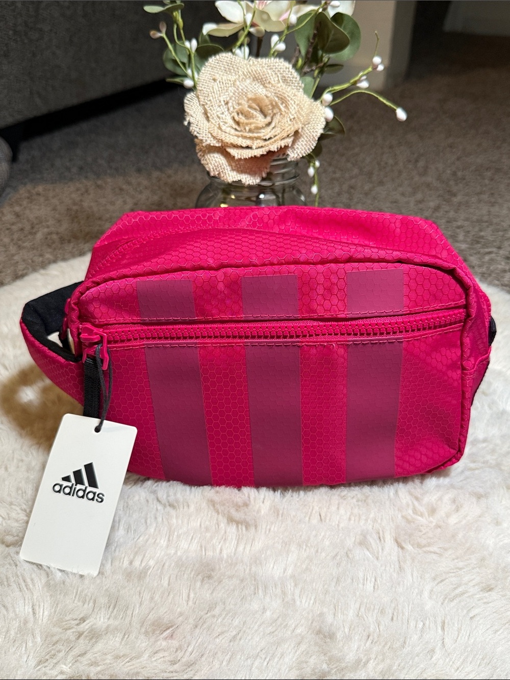 ✨NWT Adidas Magenta Travel Cosmetic Bag ✨